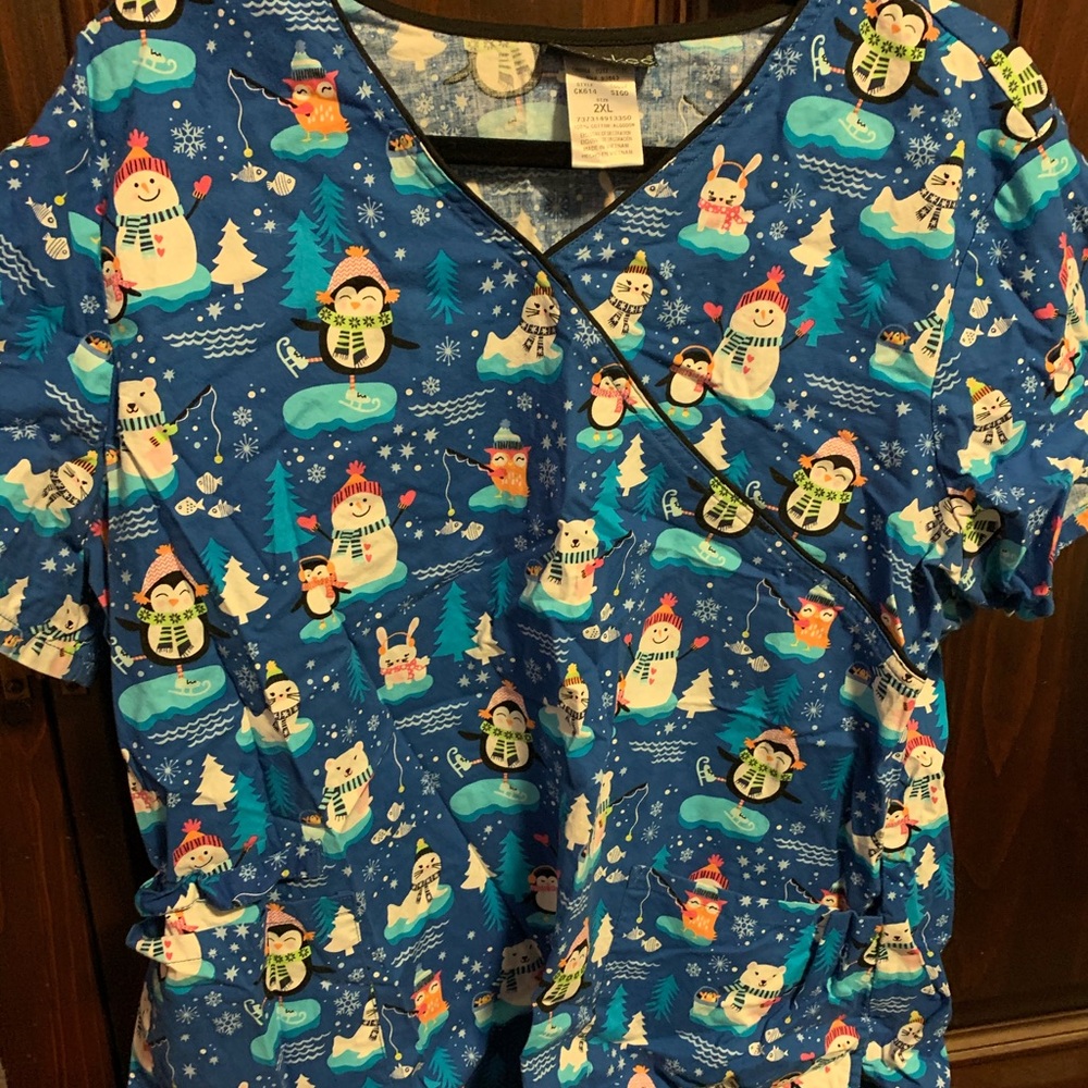 Scrub shirt